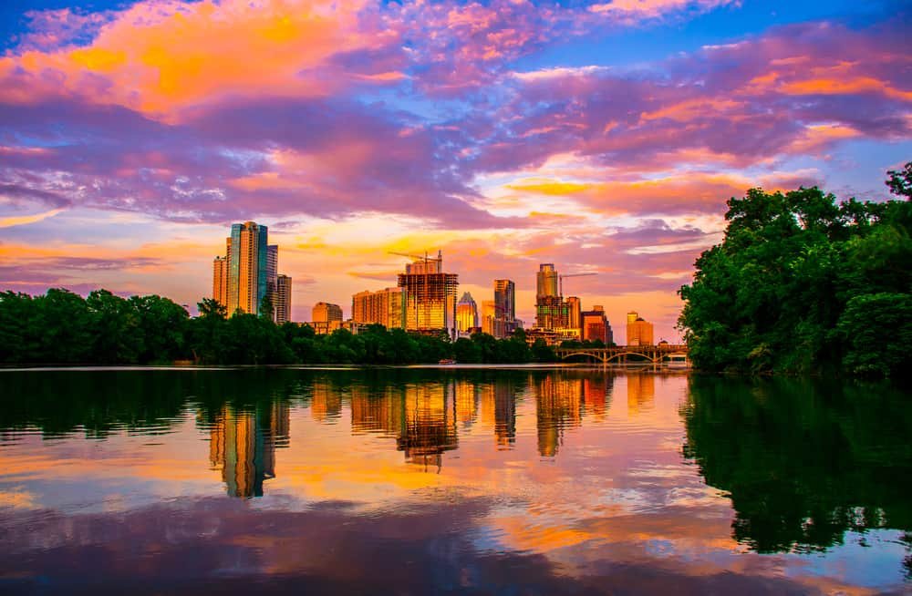 12 Romantic Things to Do in Austin for Couples